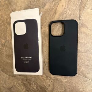 Apple iPhone 14 Pro Max Silicone Case Black Midnight